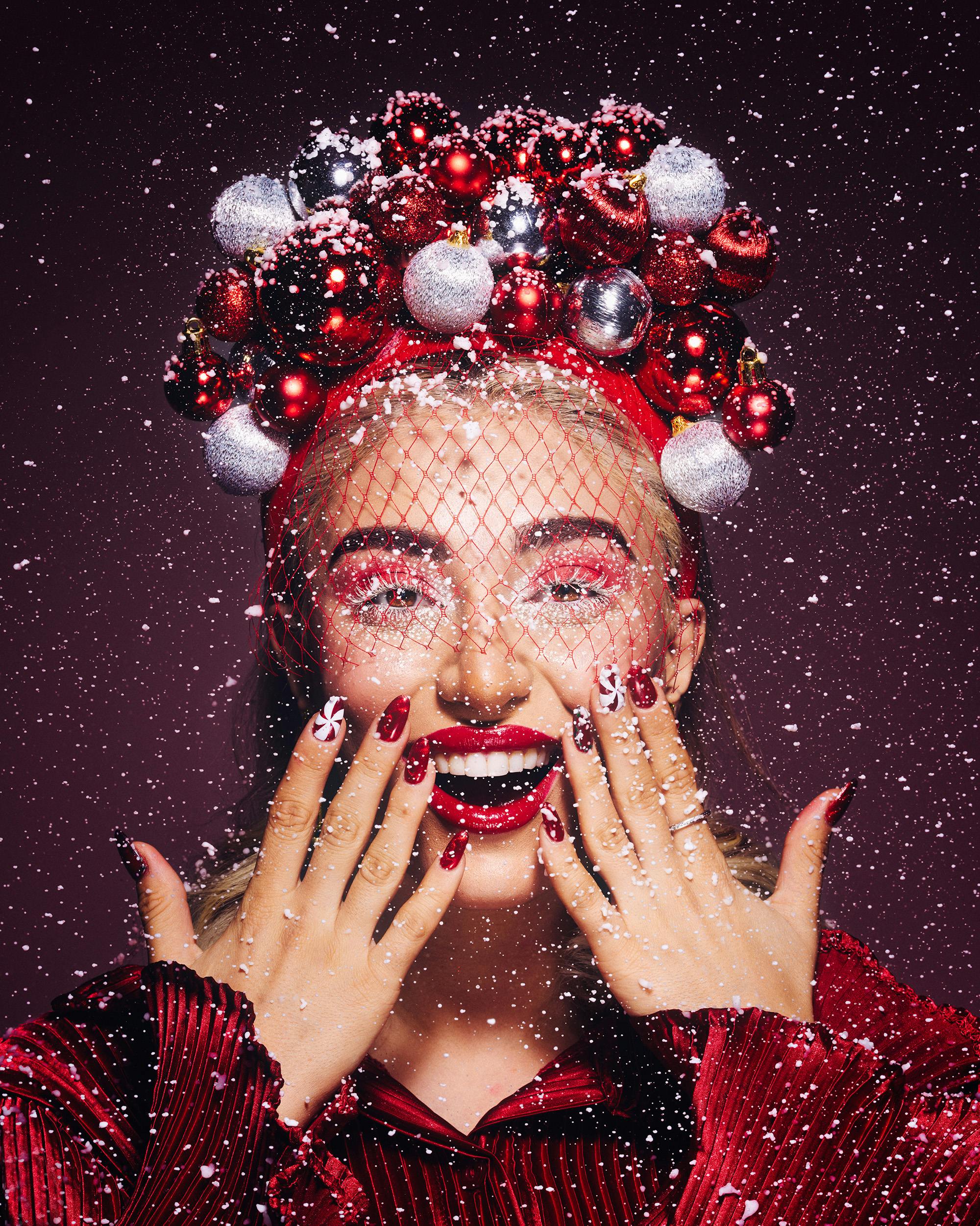 6 Pack Velvet Hair Bows for Women  Girls - 5.5 Inch Large French Barrettes, Handmade Alligator Clips, Vintage Hair Accessories for Women, Teens, and Big Girls (6 pcs Velvet Hair Bows)