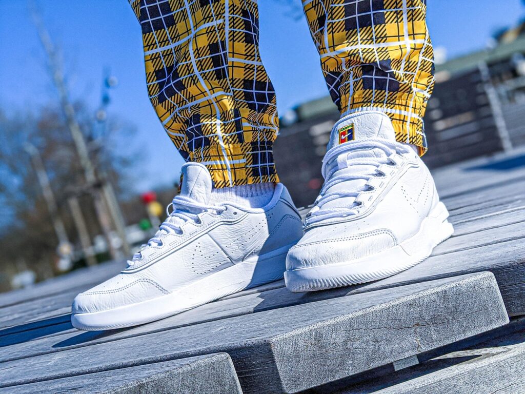 RUNSIDE Girls Lightweight Sneakers Lace-up Tennis Running Shoes RUNSIDE Girls Lightweight Sneakers Lace-up Tennis Running Shoes